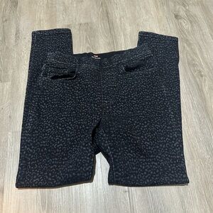 Levi’s Black Leopard Print Pants Size 8